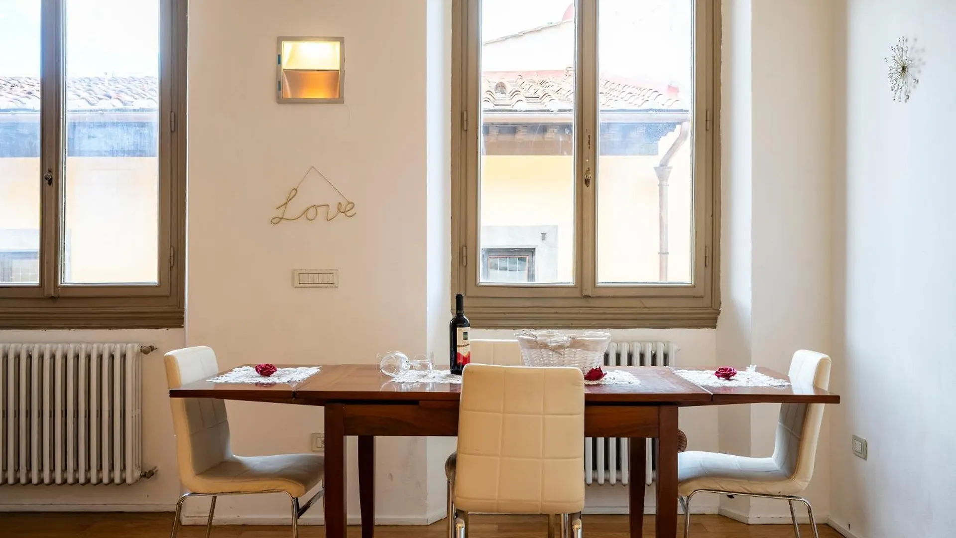 Duomo View And Hammam Apartment Florence