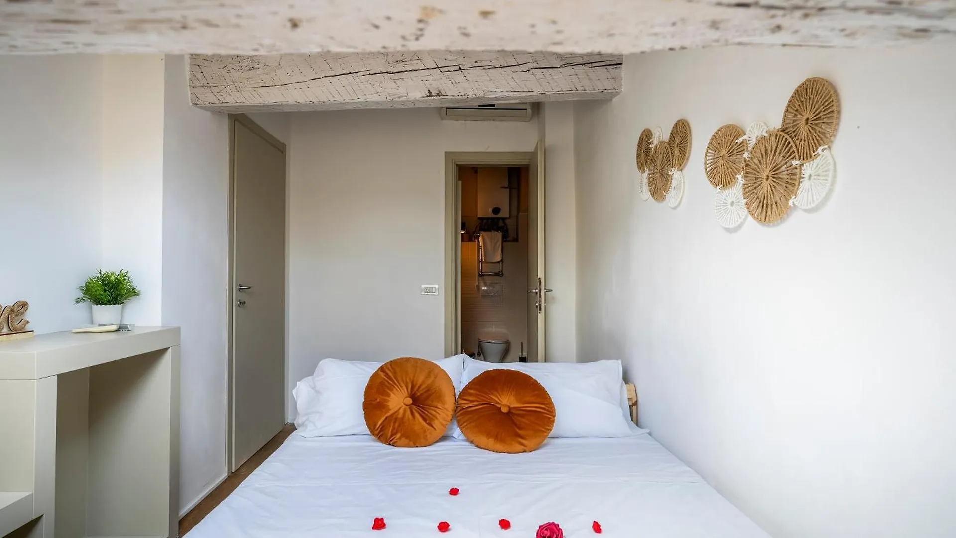 Duomo View And Hammam Apartment Florence 0*,  Italy